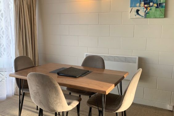 Studio Apartment (Twin) dining table